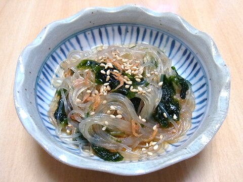 春雨と桜えびとあおさの酢の物